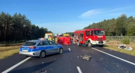 Tragiczny wypadek na drodze pod Toruniem. Nie żyje 2…