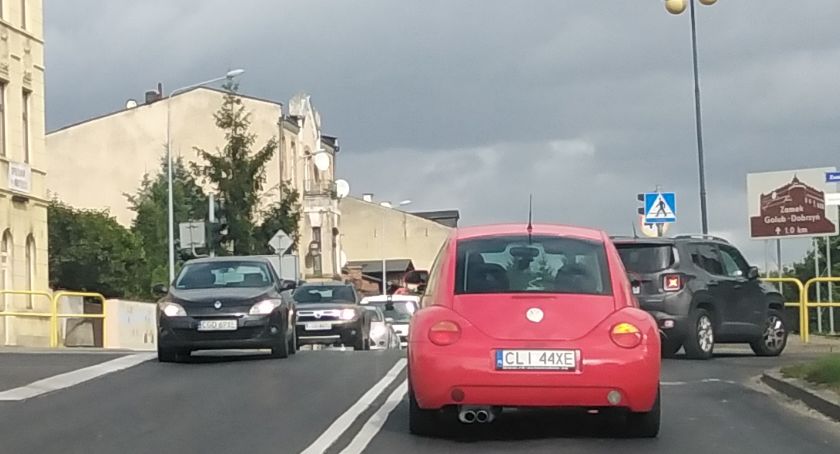 Wydział komunikacji z obostrzeniami