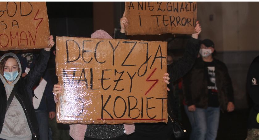 Strajk kobiet na ulicach Golubia-Dobrzynia [zdjęcia]