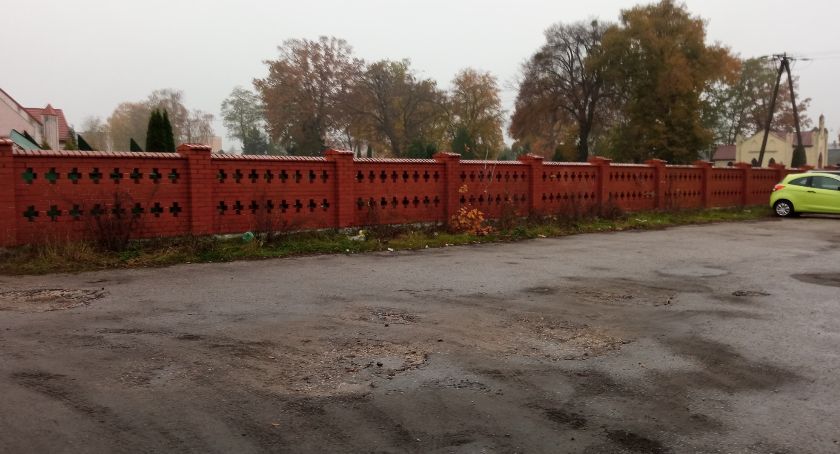 Gorąca dyskusja o cmentarzu