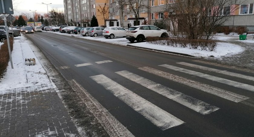 Kobieta zginęła na przejściu dla pieszych