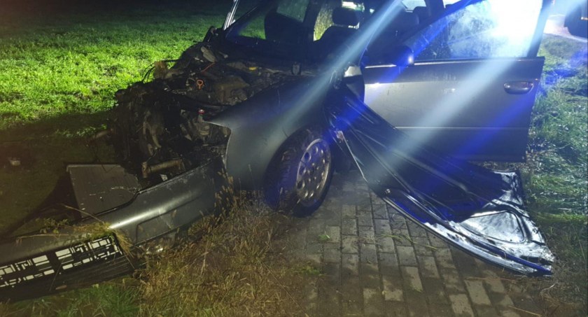 Wypadł z drogi i dachował we Wrockach