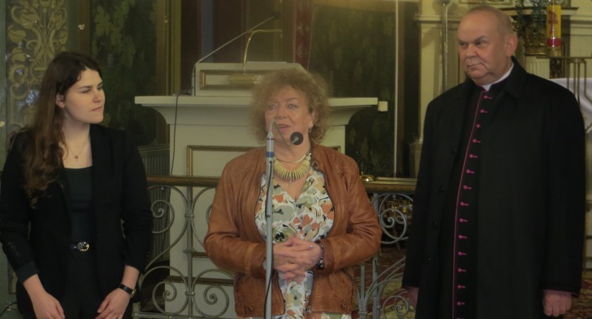 Chmury przeminą, niebo zostanie