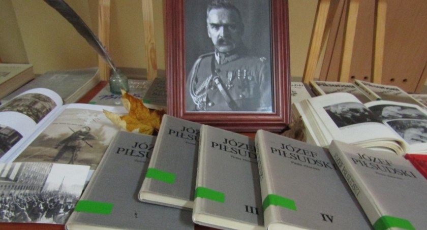 Święto uczcili wystawą