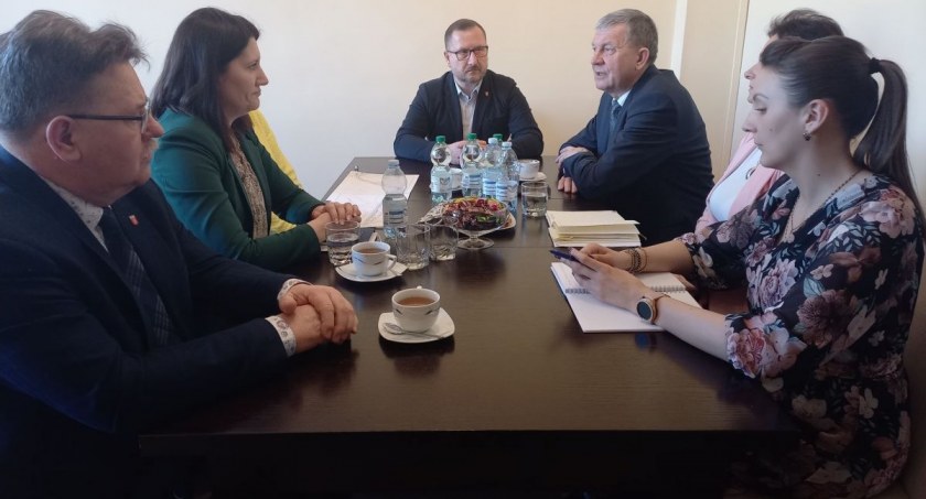 Słuchajska jest szaleństwem?