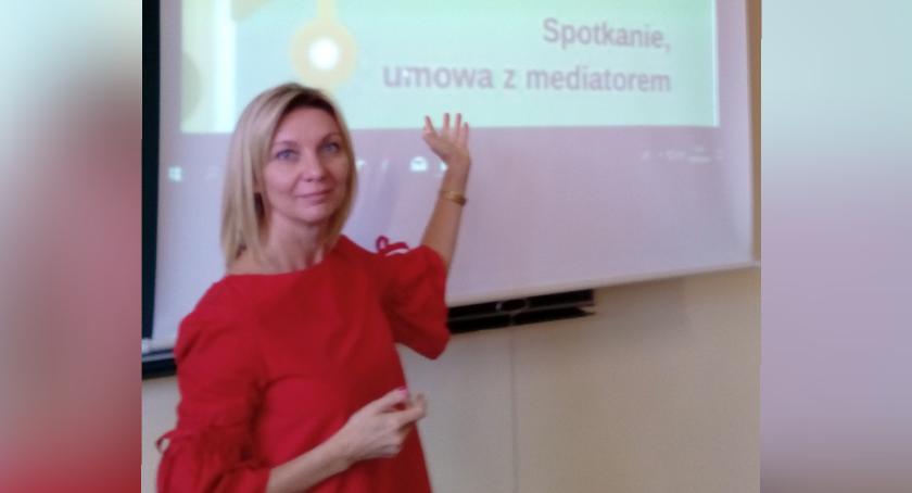Mediacja zamiast sądu - rozmowa z Beatą Kowalską