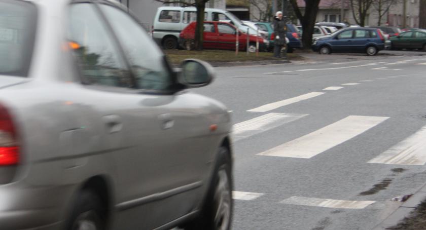 Kierowco szanuj pieszego. I odwrotnie