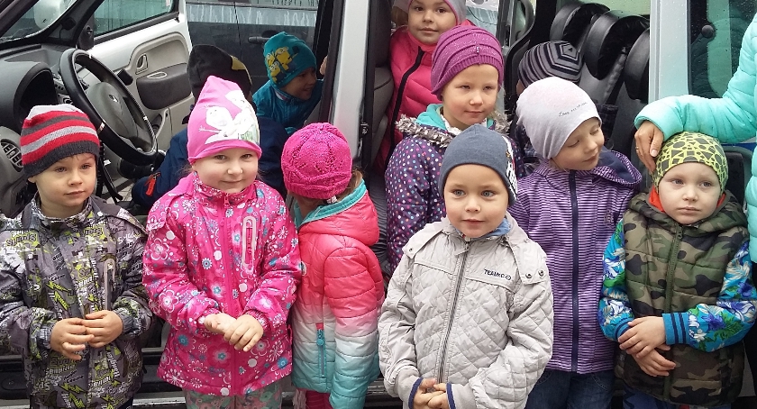 Przedszkolaki w komendzie