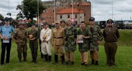 Zlot militariów i motoryzacji