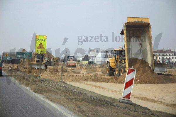 Na płońskiej obwodnicy praca wre aż miło