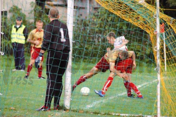 Boruta - Sona 0:0, teraz liderem Przasnysz - czołówkę gonią Błękitni Raciąż