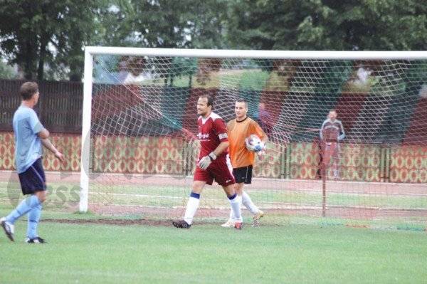 Mazowiecka Liga Seniorów: ostra walka o fotel lidera - w sobotę decydujące starcie Tęcza - Mazowsze