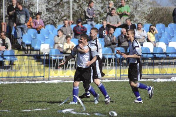 Liga Okręgowa - Przasnysz broni pozycji lidera
