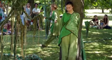 Magia natury na 39. Festiwalu „Walizka”. Flet barokowy, szum drzew i dziecięcy zachwyt na łomżyńskich Błoniach [VIDEO i FOTO]