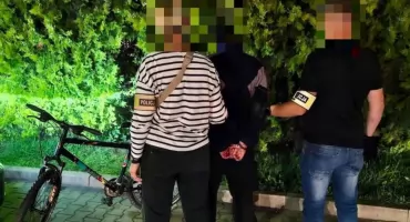 Zatrzymali mężczyznę, który miał podłożyć niewybuchy przy galerii w Jeleniej Górze