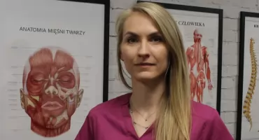 Skutecznie walczy z bólem mięśniowym, cellulitem i nie tylko