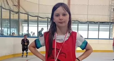 Bramkarka Orłów Przasnysz błysnęła w Nowym Sączu. Zuzia Misiuk pomogła wywalczyć podium