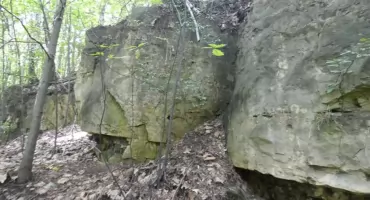 Skałka pod Ogonem w Długoszynie - dolomity sprzed 205 mln lat