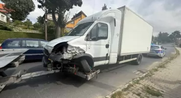 Chwila nieuwagi i dwa auta uszkodzone