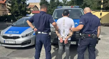 Wjechał do rowu. Był pijany