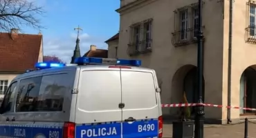 Maile o bombach trafiły do samorządów. Znamy szczegóły