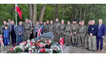 W Bokowie upamiętnili bestialsko zamordowanych przez Niemców partyzantów Armii Krajowej [ZDJĘCIA]