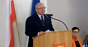KOŃSKIE. Głosowali jednomyślnie. Burmistrz uzyskał absolutorium