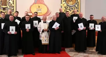 Zmiany w parafiach. Kto odchodzi, kto przychodzi?