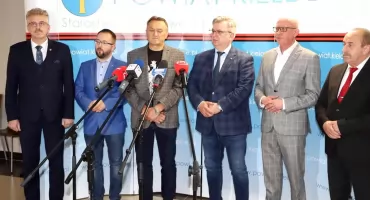VIII edycja Rajdu Rowerowego Szlakiem Brygady Świętokrzyskiej NSZ. Konferencja w Kielcach