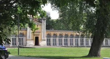 Egipskie tajemnice parku Małachowskich. Co ukrył w Końskich potężny mason?