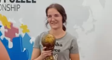 Weronika Huptas ze Skarżyska Kościelnego Mistrzynią Świata w układaniu puzzli
