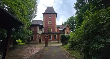 Willa Blaschki w Czeskim Dubie. Muzeum, w którym historia regionu spotyka się z literaturą i sztuką