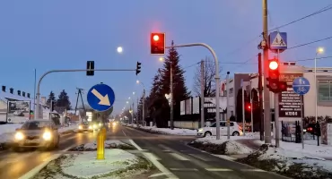 URUCHOMIONO ŚWIATŁA PRZY BIEDRONCE