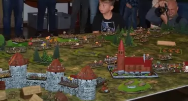 „Ogniem i Mieczem” wraca na Zamek Suski. Dwa dni żywej historii, bitew i planszówek