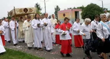 Boże Ciało 2026 w Mysłowicach: Trasy i godziny procesji w parafiach 
