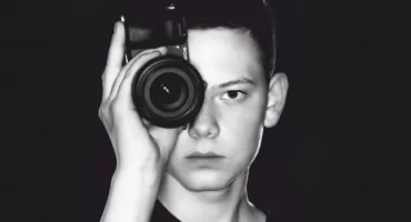 16-latek przez 300 dni dokumentował życie kulturalne Kołobrzegu. Teraz pokaże swoje fotografie