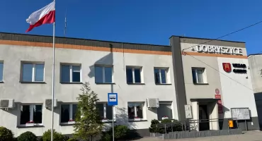 Gmina Dobryszyce na plusie w liczbie mieszkańców, ale z ujemnym przyrostem naturalnym