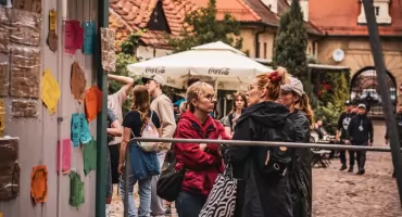 Slot Art Festival wychodzi w przestrzeń Lubiąża! Darmowe warsztaty i otwarte wydarzenia dla mieszkańców