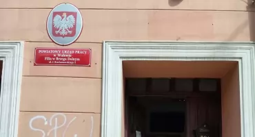 Oferty pracy w powiecie wołowskim. Szkoły szukają nauczycieli, jest też etat za 12 tys. zł