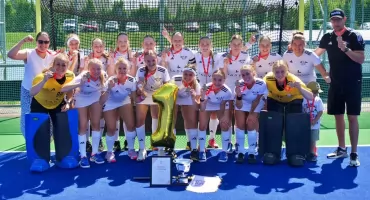 Hokeistki na trawie Swarka Swarzędz lepsze od AZS-u Politechniki w finale mistrzostw Polski 