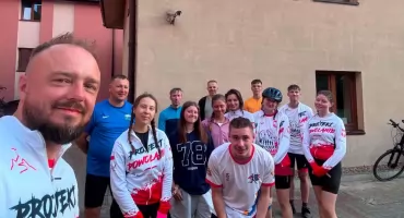 Rowerzyści z Siedlec dotarli do Stalowej Woli. Przed nimi ostatni etap w Polsce
