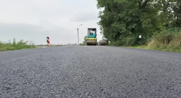 Modernizacja drogi Oszkowice–Piaski Bankowe wchodzi w kluczowy etap (foto)