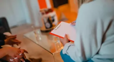 Seksuolog Wrocław - bezpieczna przestrzeń do rozmowy w Mentali 