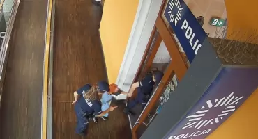 Zaginiony 6-latek we Wrocławiu. Chłopiec sam podróżował tramwajem po mieście. Policja miała problem z komunikacją z dzieckiem