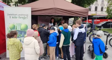 „Zwiedzam, podróżuję i nie truję” – ekologiczna inicjatywa Fundacji Twierdza Chełmno na wydarzeniach kulturalnych regionu